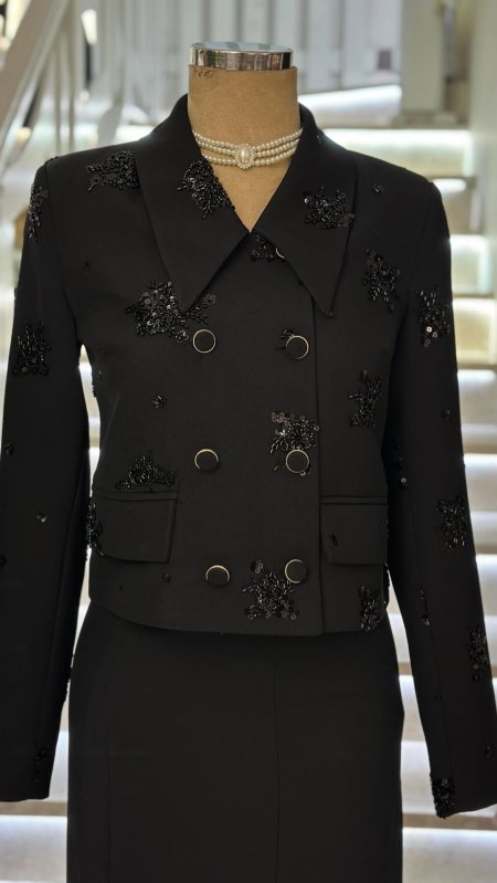 طقم اسود ملكي 👑