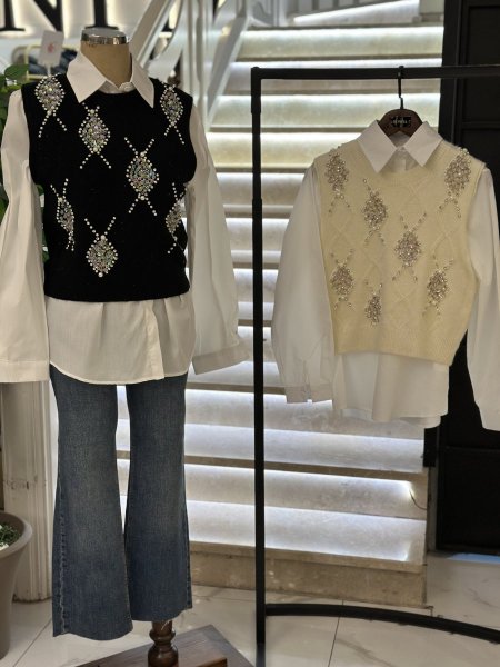 بلوزة كت صوف مع قميص